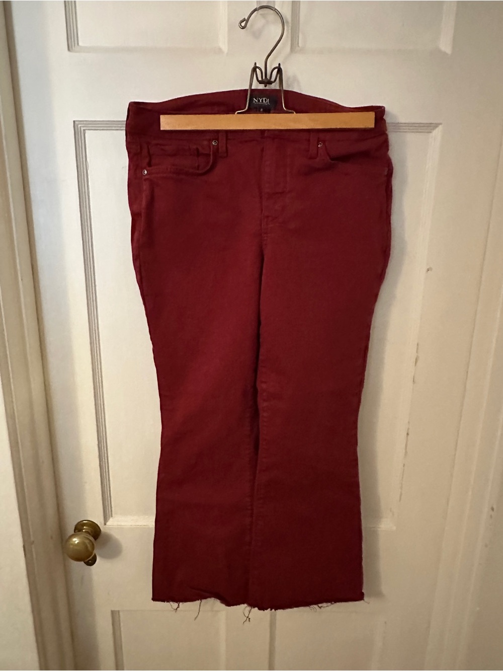NYDJ Women's Burgundy Flare Capri Jeans
Size 8